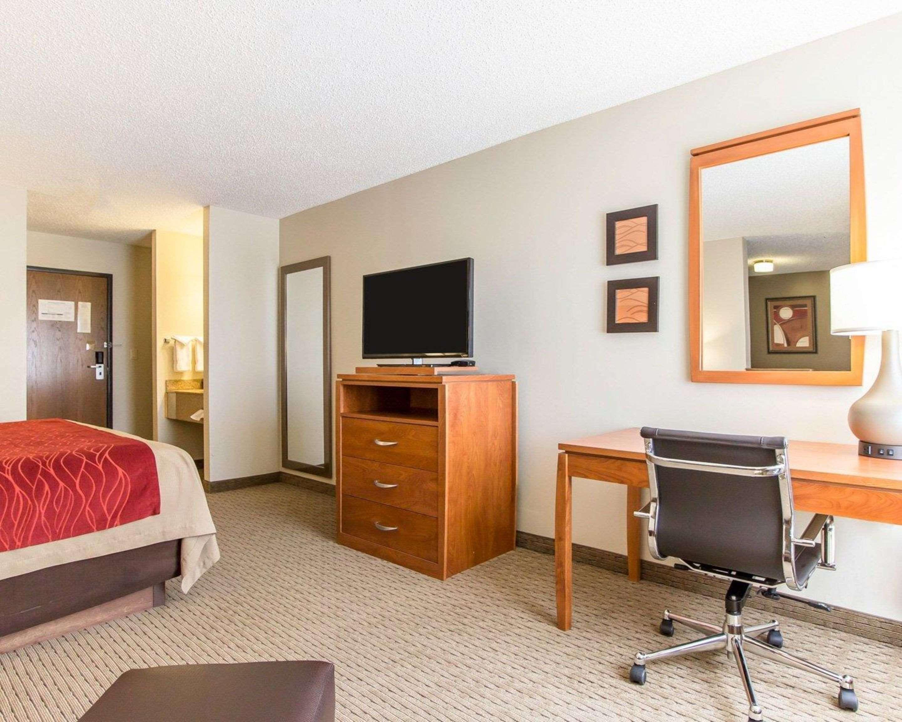 Comfort Inn Валентайн Экстерьер фото