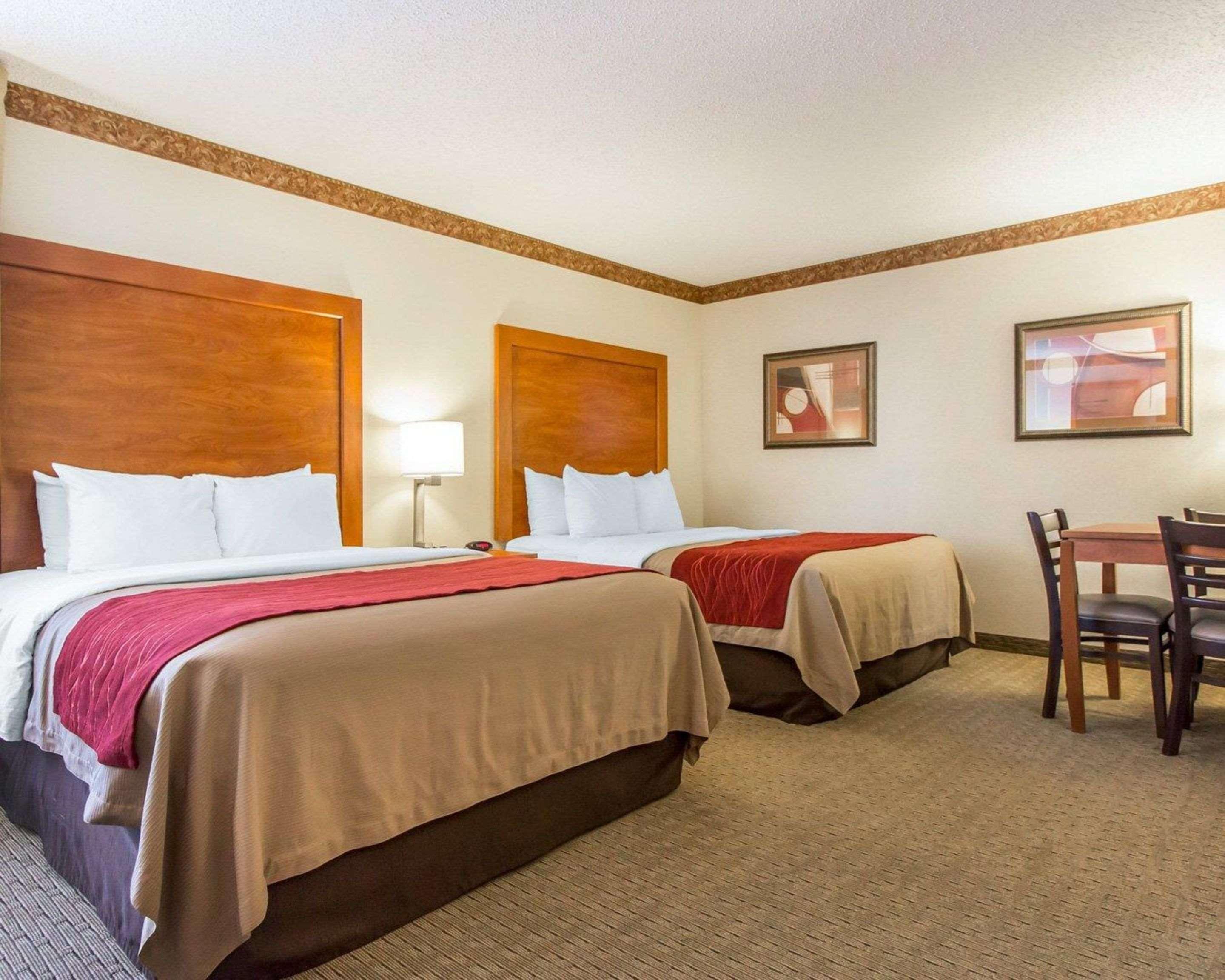 Comfort Inn Валентайн Экстерьер фото